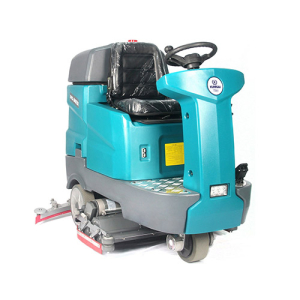 Xe quét rác ngồi lái Kumisai KMS D9X tích hợp chà sàn