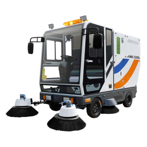 Xe quét rác ngồi lái Kumisai KMS 2200