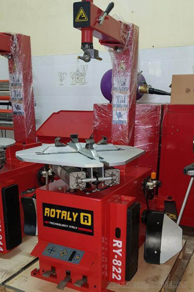 Máy ra vào lốp Rotaly - Đánh giá top 6 model bán chạy 2026