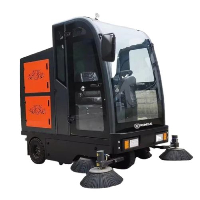 Xe quét rác ngồi lái Kumisai KMS-S13 Pin Lithium