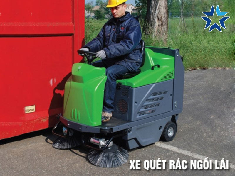 xe quét rác IPC ngồi lái
