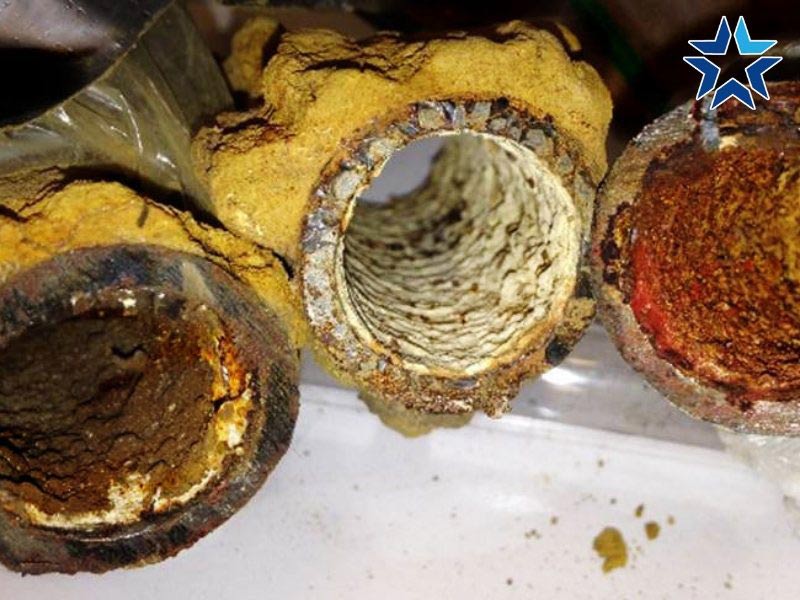 đường ống tháp giải nhiệt bị ăn mòn