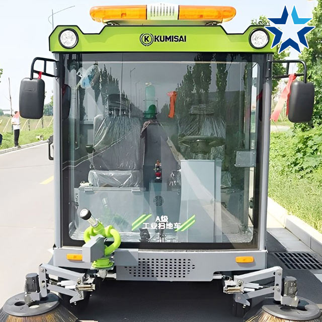 Xe quét rác ngồi lái Kumisai KMS25
