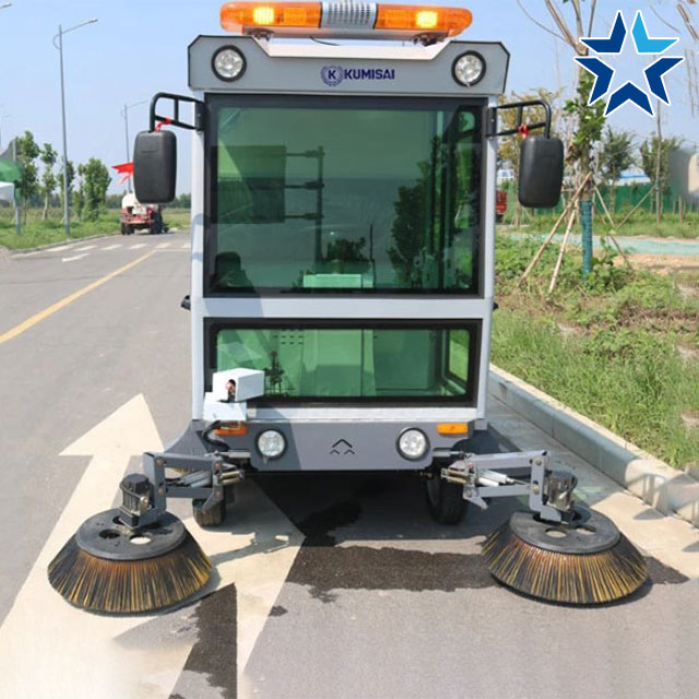 Xe quét rác ngồi lái Kumisai KMS S18
