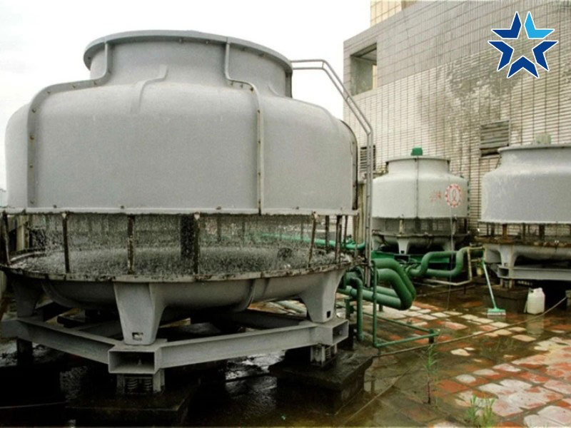 tháp giải nhiệt cũ