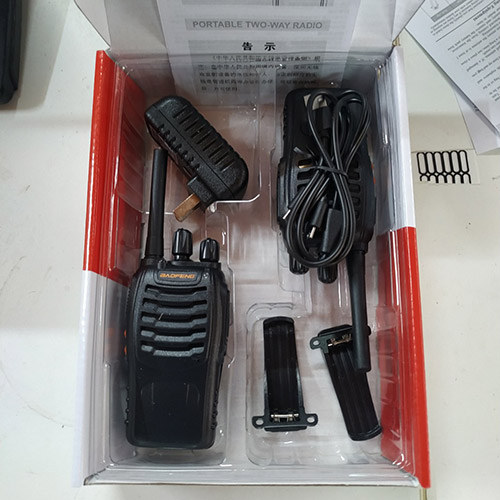Máy bộ đàm cầm tay Baofeng BF 888S