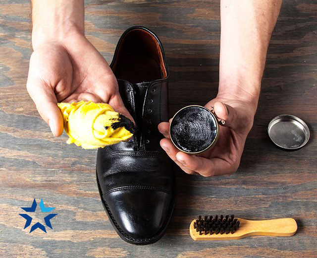 Xi đánh giày là sản phẩm dùng để phục hồi, đánh bóng, dưỡng ẩm giày da