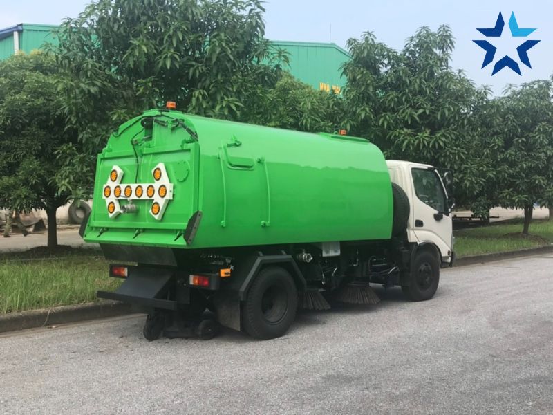Thùng chứa xe quét rác Hino
