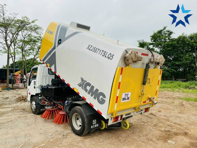 Lưu ý vận hành xe quét đường Isuzu 