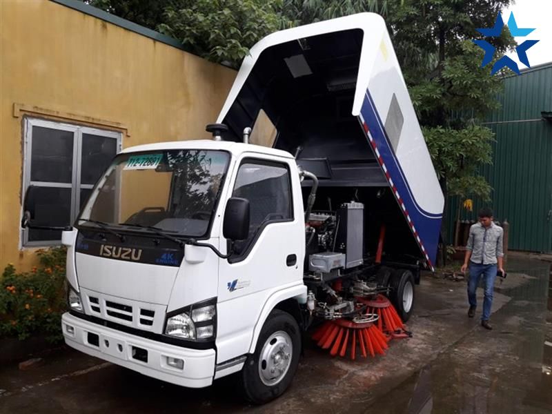 Xe quét đường Isuzu 5 khối QL1070HARY