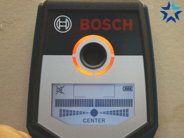 Máy dò kim loại Bosch GMS 120 giá tốt