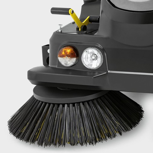 Xe quét rác ngồi lái Karcher KM 105/110 R D+KSSB