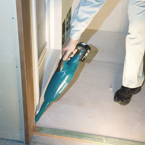 Máy hút bụi dùng pin Makita DCL180Z