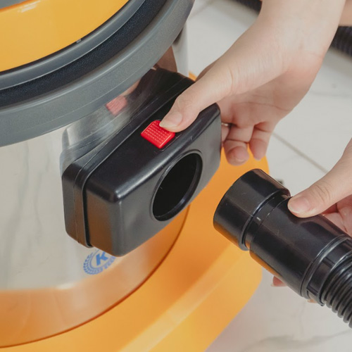 Máy hút bụi công nghiệp loại nhỏ Kumisai KMS15