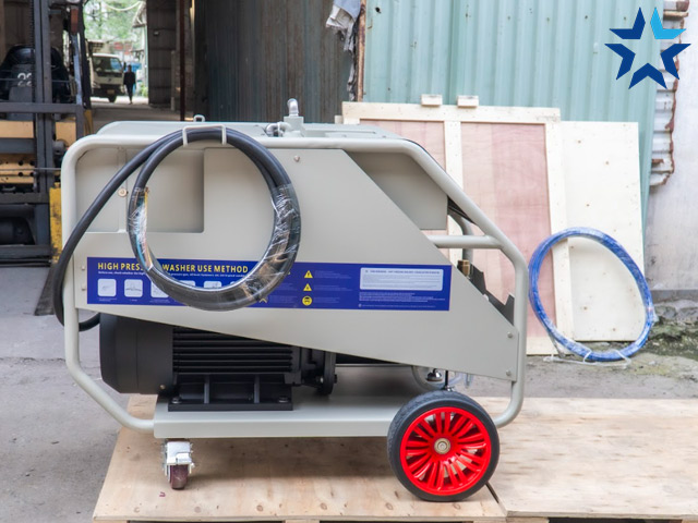 Máy phun rửa áp lực Kumisai KMS 8018