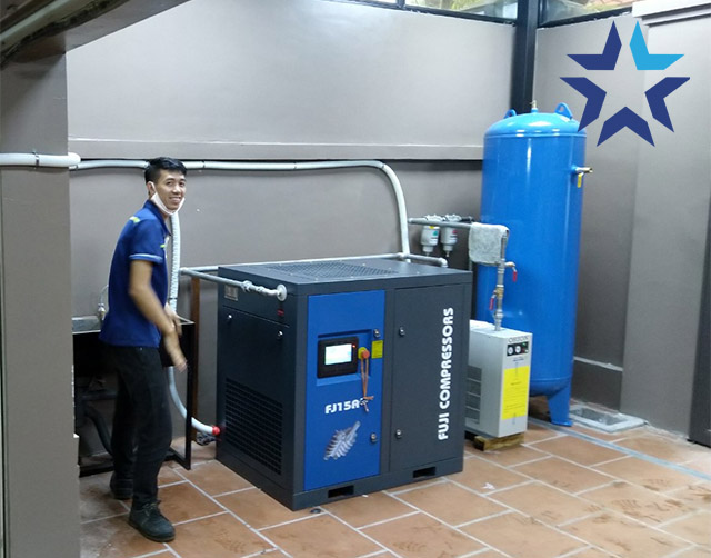 Điện máy Hoàng Liên hỗ trợ lắp đặt máy nén khí cho khách hàng
