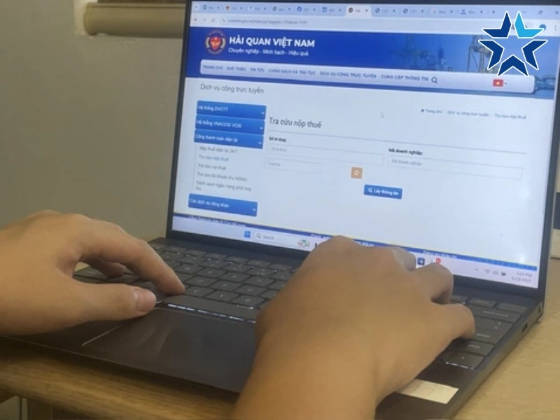 Cập nhật thông báo mới từ hải quan về HS code xe quét rác