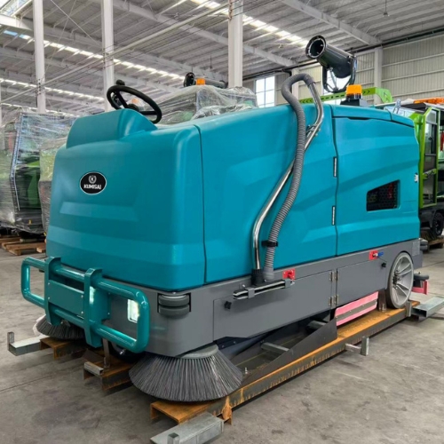Xe quét rác chà sàn Kumisai KMS 1450XS