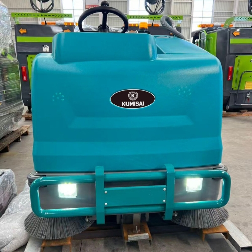 Xe quét rác chà sàn Kumisai KMS 1450XS