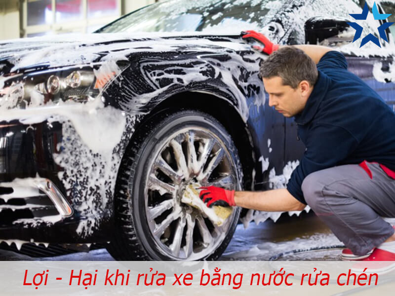 Rửa xe bằng nước rửa chén có cả mặt lợi và hại