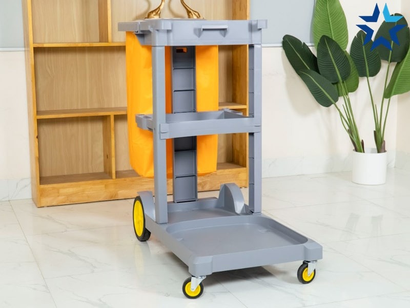 Xe đẩy dọn vệ sinh 3 tầng