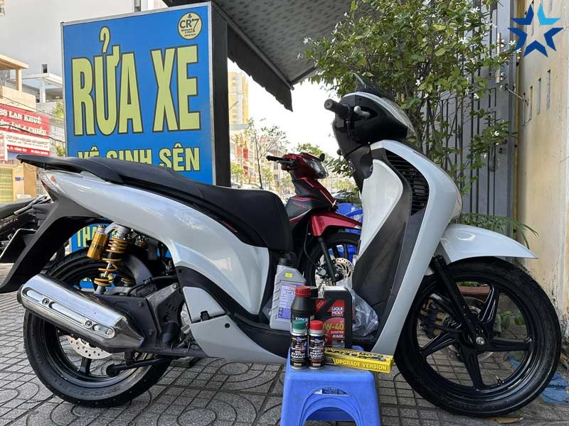 Tiệm rửa xe CR7